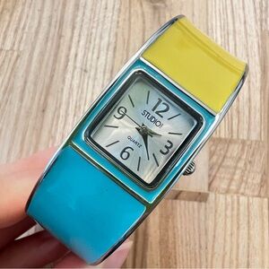 Studio time ladies color block hinged bangle bracelet watch NEW BATTERY